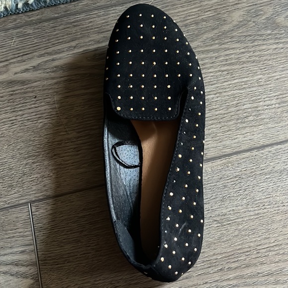 Charlotte Russe Black Flats with Gold Dot Embellishments - Size 6 - Picture 2 of 3